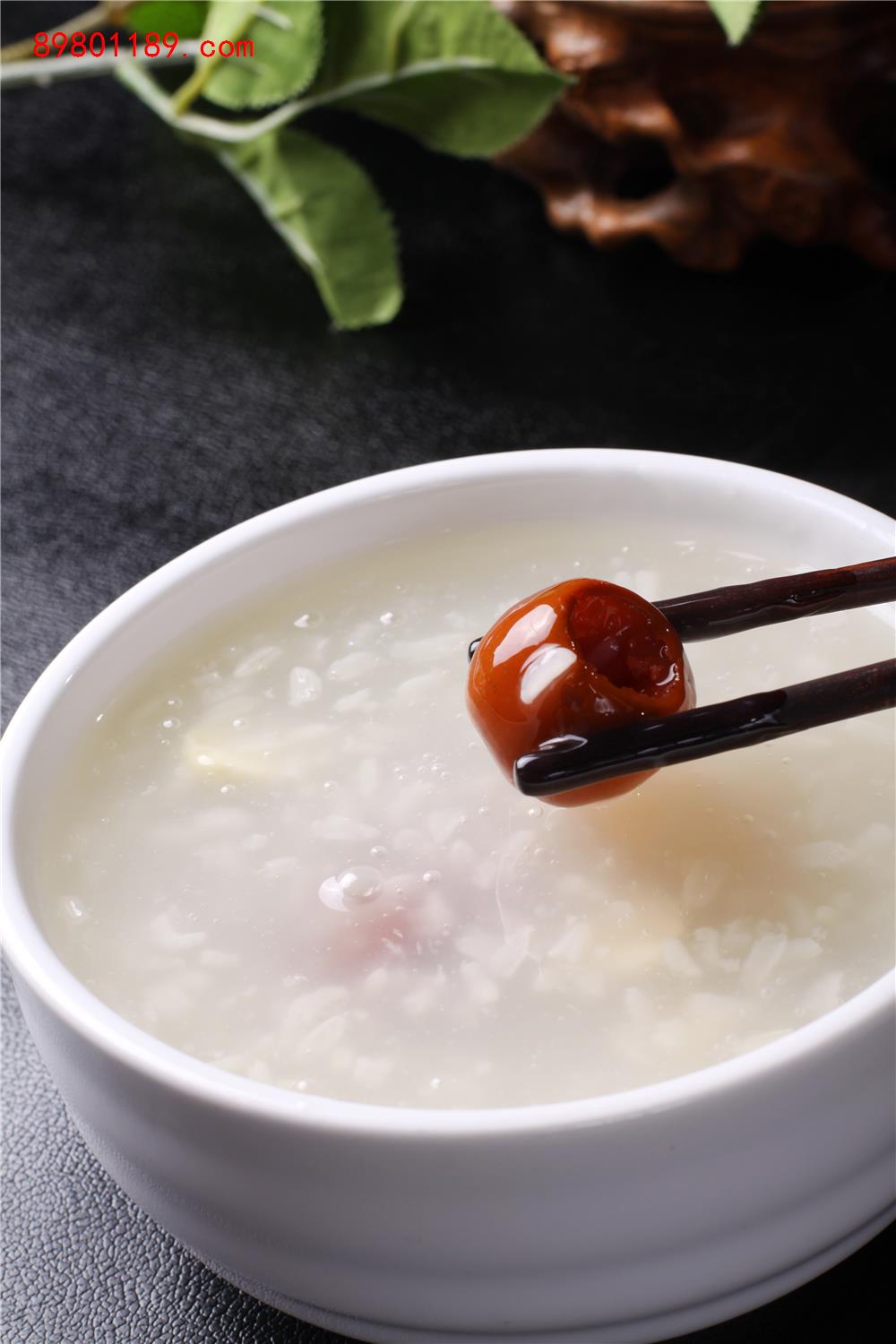 山楂莲子粥